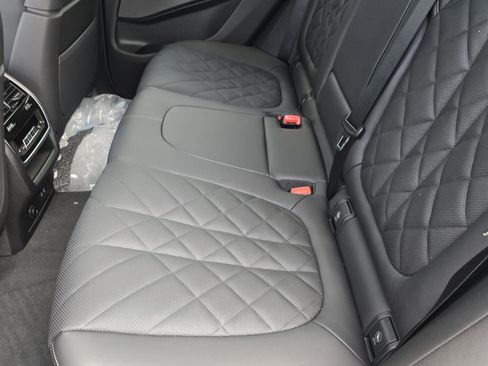 New 2026 BMW X5 sDrive40i w/ Executive Package RWD image 12