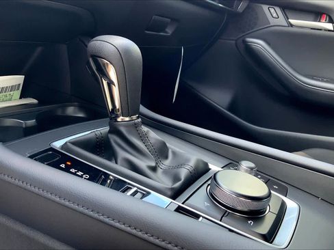 New 2026 MAZDA MAZDA3 s FWD image 7