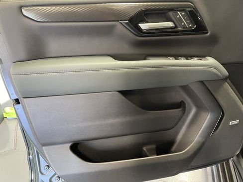 New 2026 GMC Yukon AT4 image 15