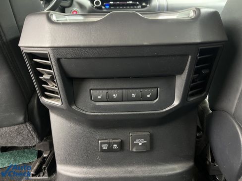 Used 2024 Toyota Tundra Platinum image 23