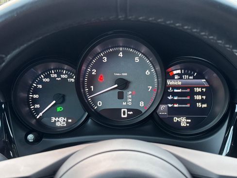 Used 2023 Porsche Macan S image 25