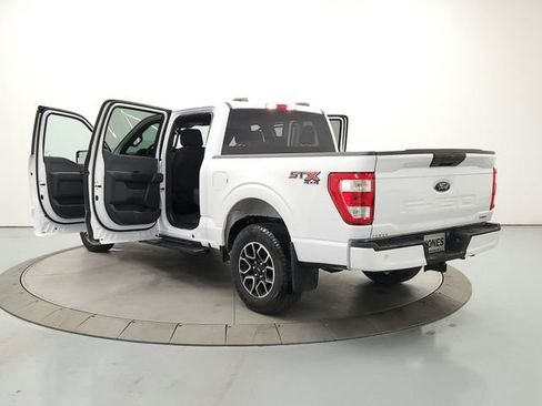 Used 2023 Ford F150 XL w/ Trailer Tow Package image 13