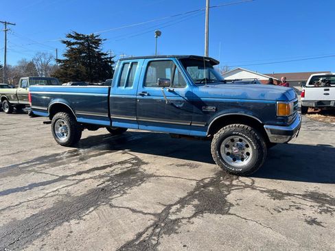 Used 1989 Ford F250 4x4 SuperCab image 3