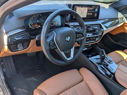 Certified 2023 BMW 530i xDrive w/ Convenience Package AWD/4WD image 10