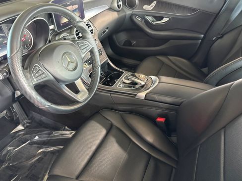 Used 2016 Mercedes-Benz C 300 Sedan image 4