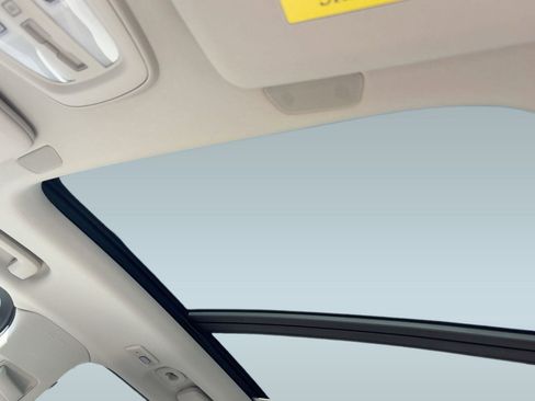 New 2026 Volvo XC90 B6 Ultra w/ Protection Package image 16