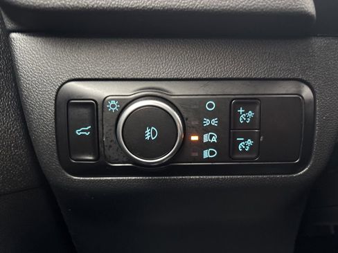 Used 2025 Ford Escape Platinum image 18