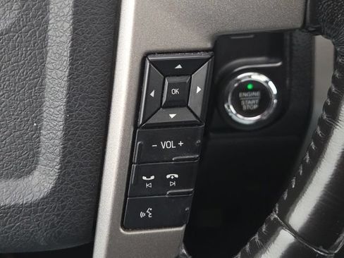 Used 2016 Ford Expedition EL Limited RWD image 40