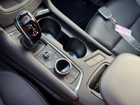 Certified 2025 Cadillac XT6 Premium Luxury image 35