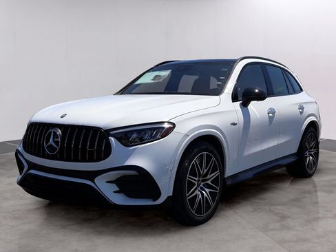 Used 2025 Mercedes-Benz GLC 43 AMG 4MATIC image 3