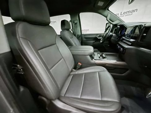 Used 2025 Chevrolet Silverado 3500 LTZ w/ LTZ Plus Package AWD/4WD image 30