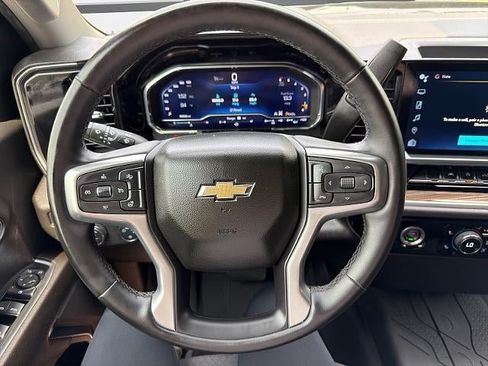 Used 2023 Chevrolet Silverado 1500 LT w/ Protection Package AWD/4WD image 27