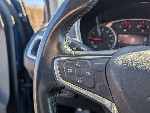 Used 2019 Chevrolet Equinox LT image 12