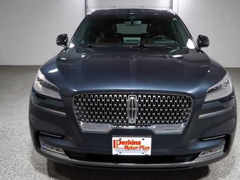 Used 2021 Lincoln Aviator Reserve w/ Equipment Group 201A image 4