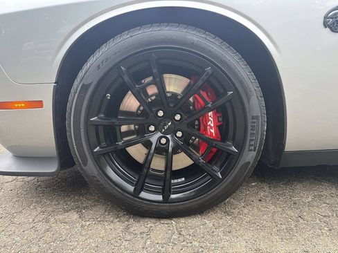 Used 2023 Dodge Challenger SRT Hellcat RWD image 10