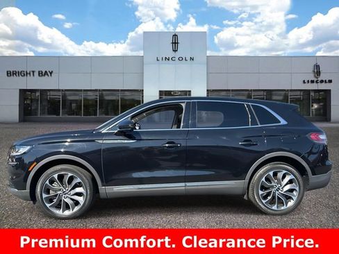 Used 2021 Lincoln Nautilus Reserve w/ Cargo Utility Package AWD/4WD image 4