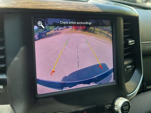 Used 2019 RAM 1500 Laramie RWD image 34