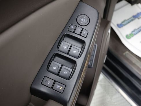 Used 2019 GMC Yukon Denali image 33