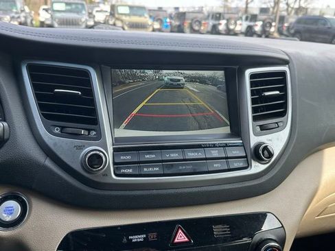Used 2017 Hyundai Tucson SE Plus image 27