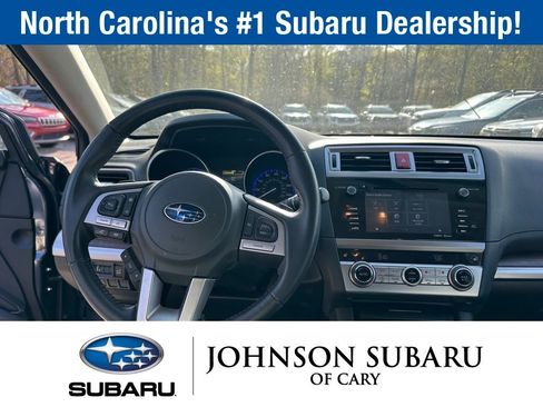 Used 2017 Subaru Outback 2.5i Limited image 8