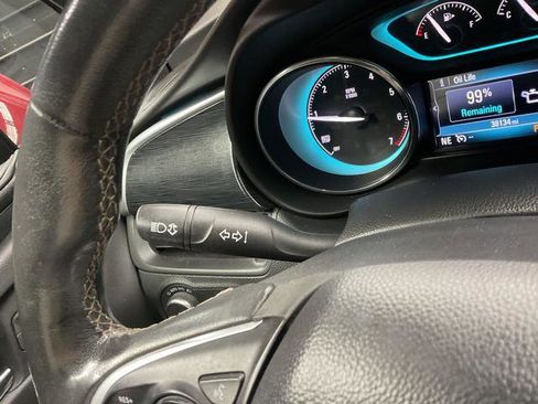 Used 2018 Buick Envision Essence image 18