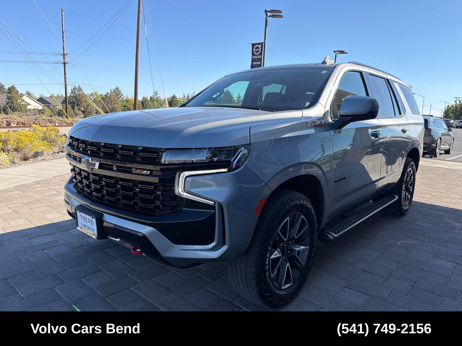 Used 2023 Chevrolet Tahoe Z71 w/ Luxury Package AWD/4WD image 4