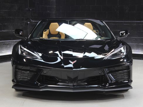 Used 2025 Chevrolet Corvette Stingray Preferred Conv w/ Z51 Performance Package image 8