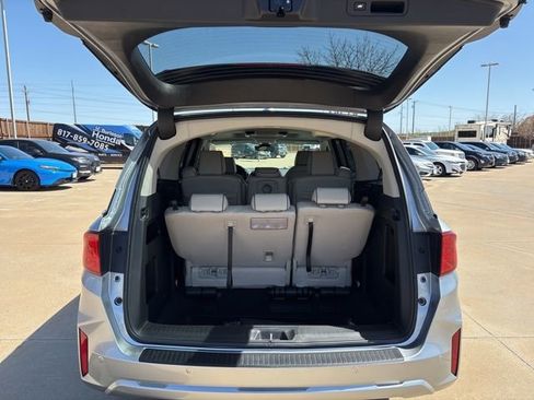 New 2026 Honda Odyssey Touring image 19