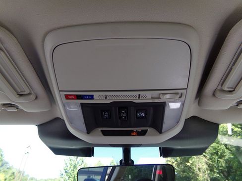 Used 2023 Subaru Forester Limited AWD/4WD image 42