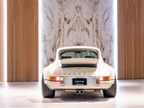 Used 1990 Porsche 911 Carrera image 4