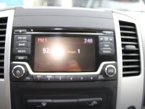 Used 2015 Nissan Frontier SV RWD image 27