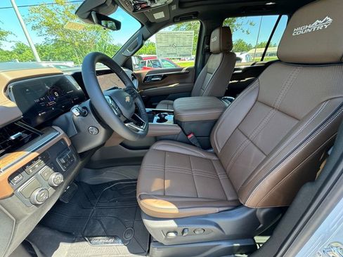 New 2026 Chevrolet Tahoe High Country RWD image 12