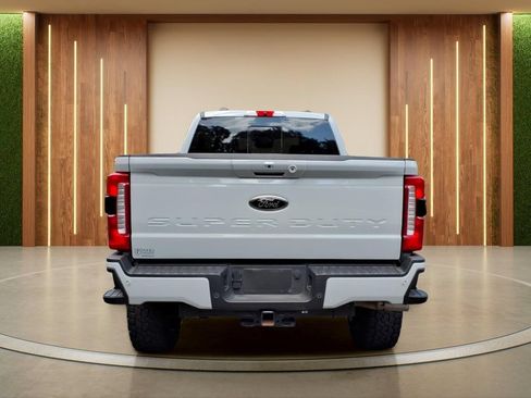 Used 2025 Ford F250 Lariat w/ Black Appearance Package AWD/4WD image 31