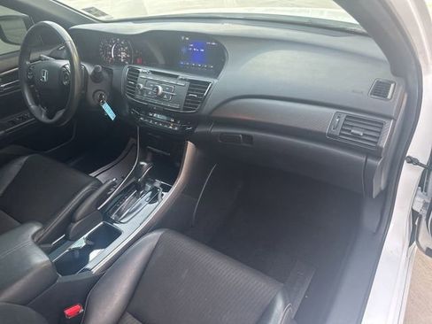 Used 2016 Honda Accord Sport image 31