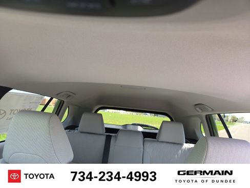 New 2026 Toyota Corolla Cross LE FWD image 22