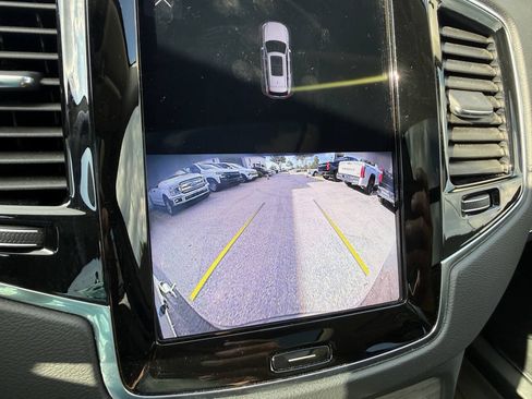 Used 2023 Volvo XC90 T8 Ultimate w/ Protection Package Premier AWD/4WD image 29
