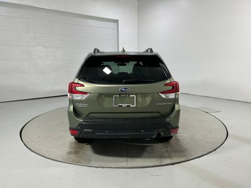 Used 2020 Subaru Forester Limited AWD/4WD image 32