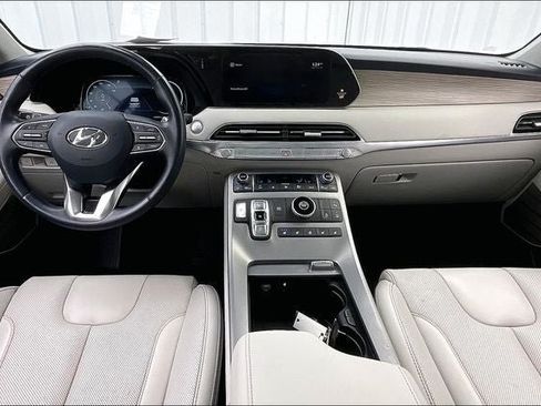 Used 2021 Hyundai Palisade Limited FWD image 15