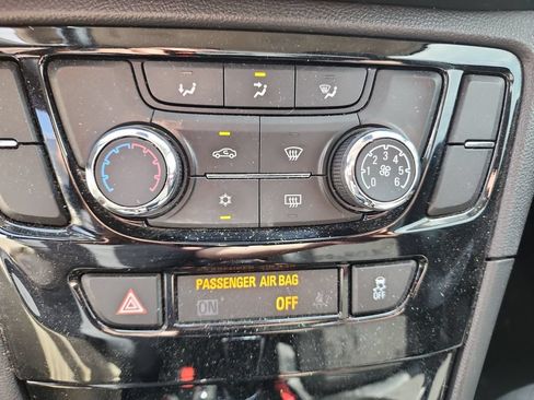 Used 2019 Buick Encore Sport Touring w/ Safety Package FWD image 18