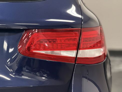 Used 2019 Mercedes-Benz GLC 300 GLC 300 image 14