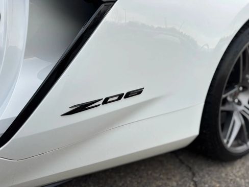 Used 2024 Chevrolet Corvette Z06 RWD image 34