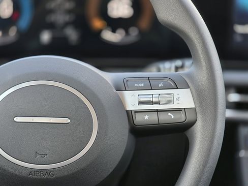 New 2026 Hyundai Tucson SE image 21