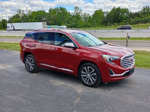 Used 2018 GMC Terrain Denali w/ Driver Alert Package II FWD image 7