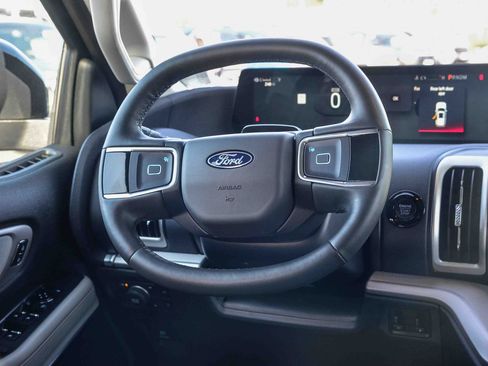 Used 2025 Ford Expedition Max Active image 68