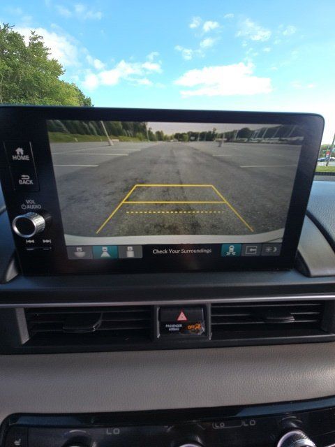 Used 2025 Honda Pilot EX-L image 23