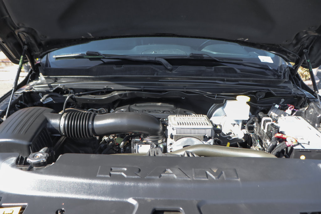 Used 2023 RAM 1500 Laramie AWD/4WD image 12