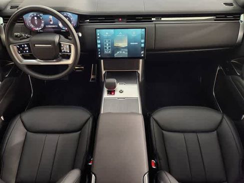 New 2026 Land Rover Range Rover Long Wheelbase SE AWD/4WD image 4