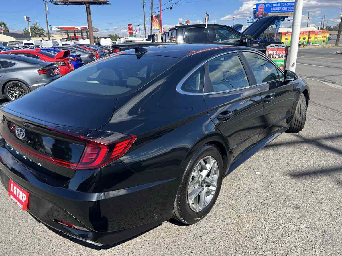 Used 2023 Hyundai Sonata SEL w/ Cargo Package FWD image 5