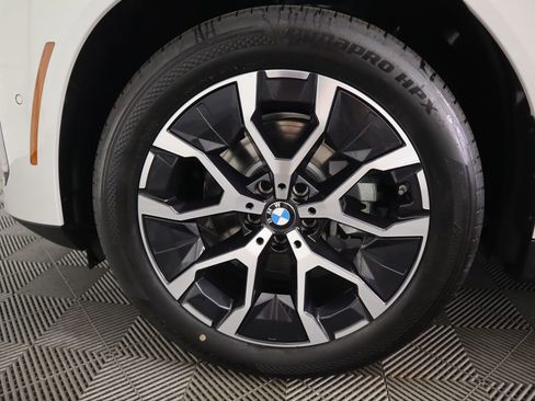 Used 2026 BMW X3 xDrive30 w/ Convenience Package image 32