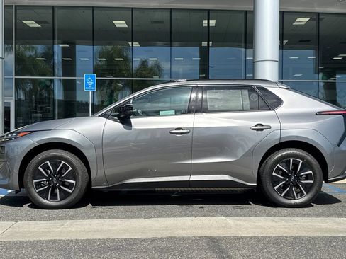 New 2026 Subaru Solterra Premium image 7